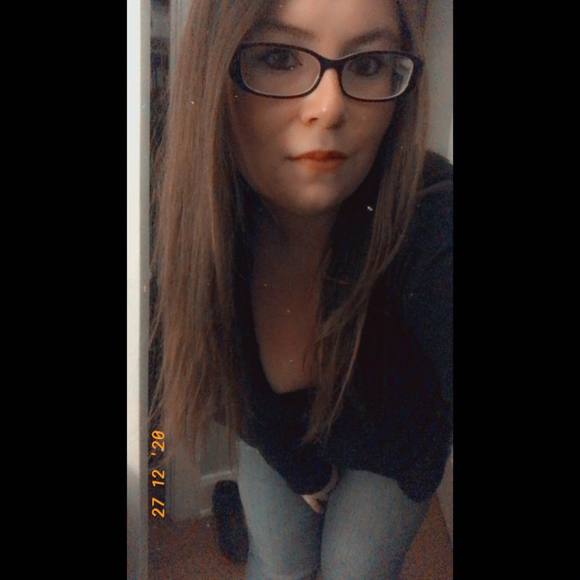 whitneymurph879